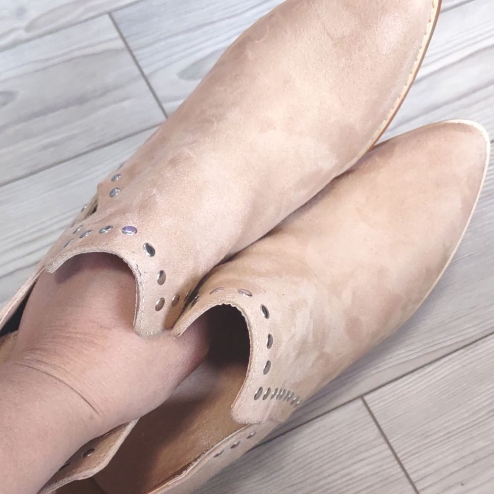 (78-1803)  Tan Women's Pointed Toe Ankle Boot Sz 9.5 - Picture 6 of 11